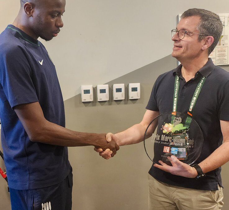 Victor Osimhen Finally Receives Marc-Vivien Foé Trophy Three Years After Due Date