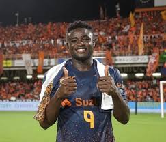 Ghanaian Striker Abdul-Aziz Yakubu Scores Again in Shimizu S-Pulse’s Dominant Win