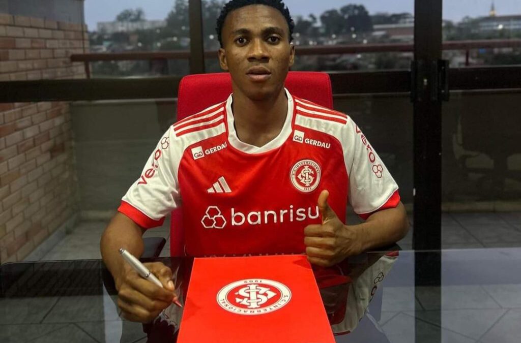 SC Internacional Signs Young Ghanaian Midfielder Benjamin Arhin on Loan