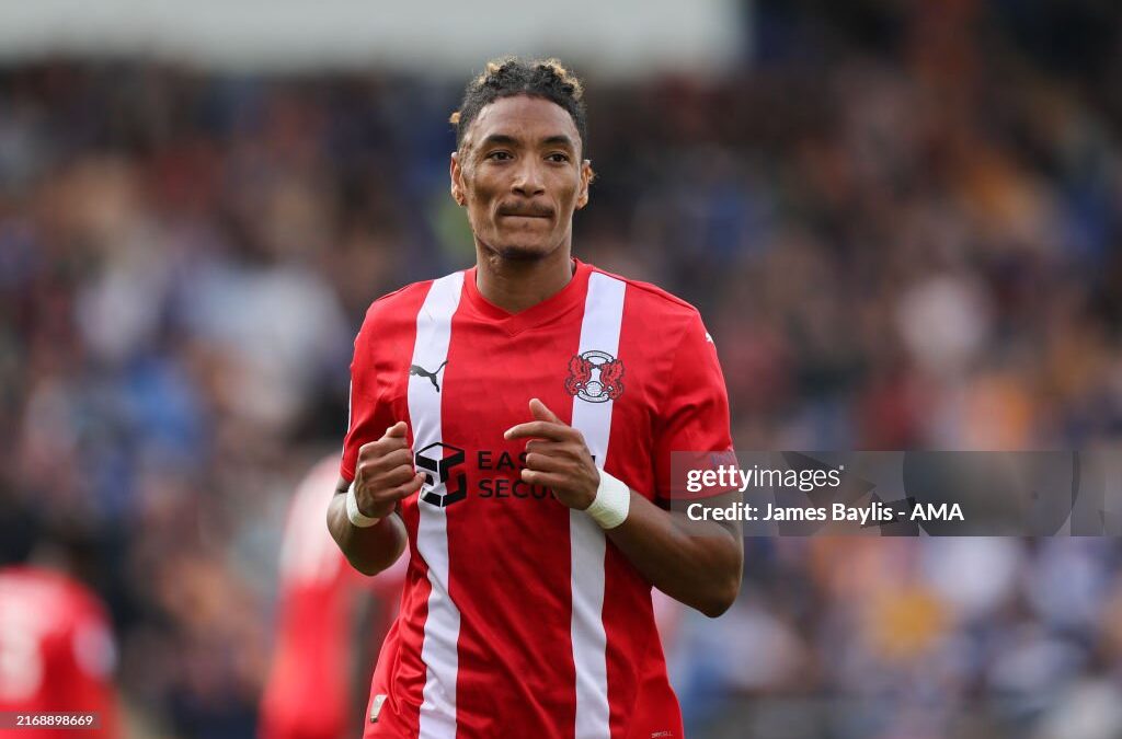 Sean Clare Shines with Assist in Leyton Orient’s 1-0 Triumph Over Reading