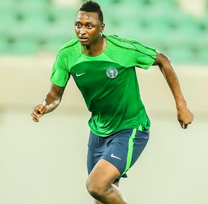 Late Arrival Sparks Controversy: Umar Sadiq Criticized for Commitment to Super Eagles