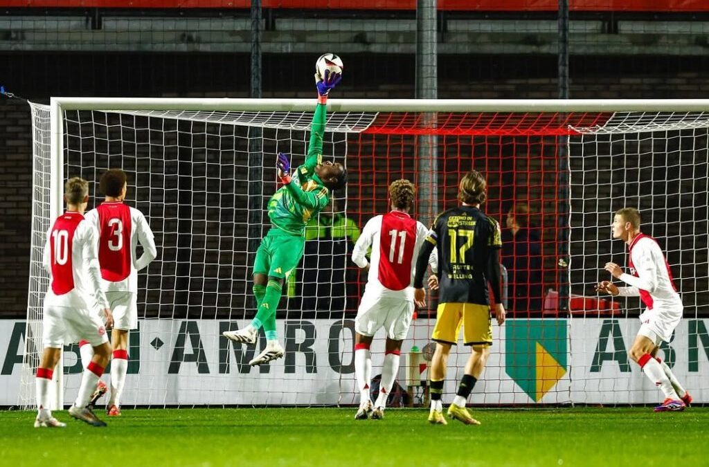 Paul Reverson Shines as Jong Ajax Defeat Roda JC 3-1