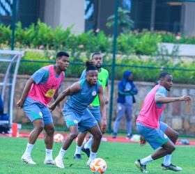 “Super Eagles on Shaky Ground: Five Warning Signs Ahead of Rwanda Clash”