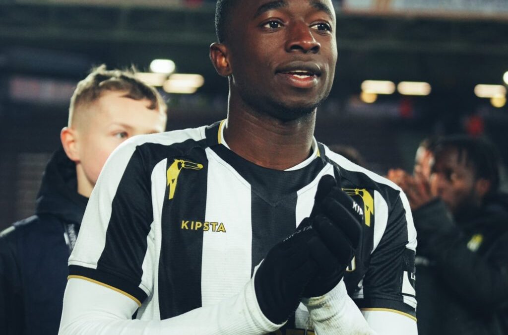 Raymond Asante Shines as Super Sub in Charleroi’s Playoff Victory