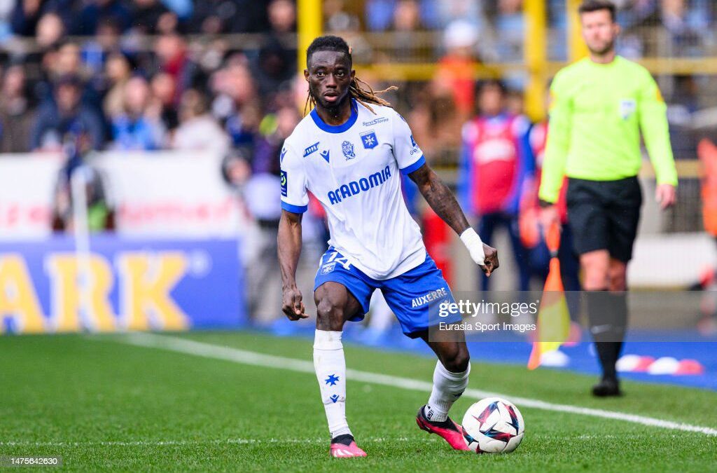 Gideon Mensah’s Grit: From Setback to Star Performer in Auxerre’s Ligue 1 Journey