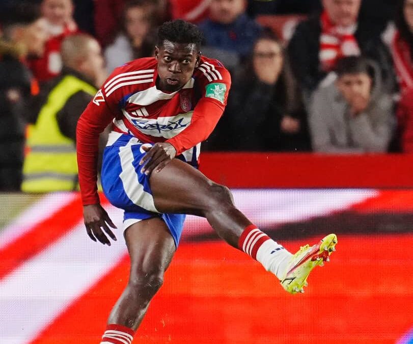 Real Madrid Table Bid for Granada’s Rising Star Oscar Naasei