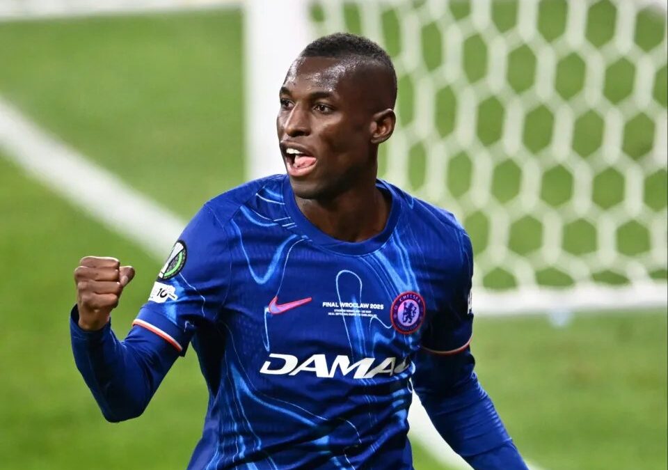 “Plan B in Motion: Newcastle Eyes Nicolas Jackson Amid Sesko Setback”