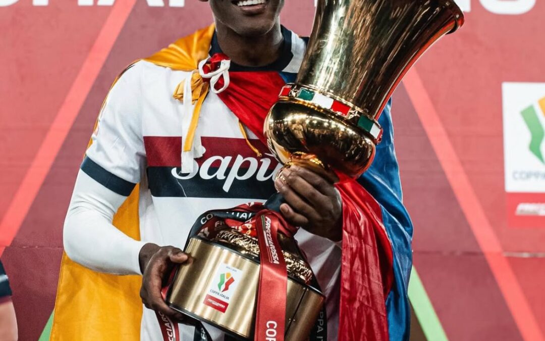 Sunderland Launch Official Bid for Bologna Defender Jhon Lucumí