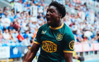 Cameron Ashia’s Stunning Strike Sinks Leicester as Huddersfield Advance in EFL Cup Thriller