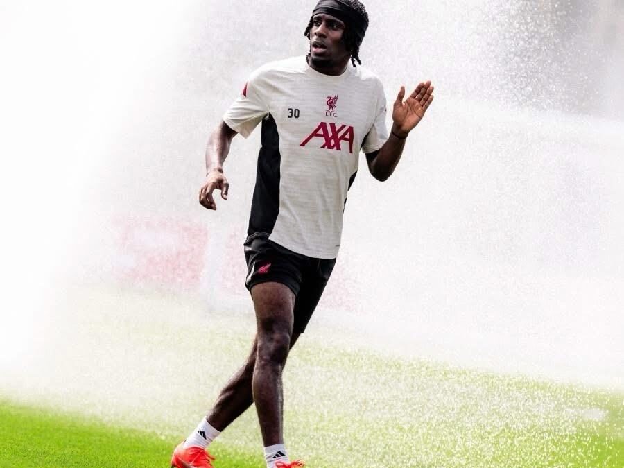 Frimpong Fitness Scare on Premier League Debut