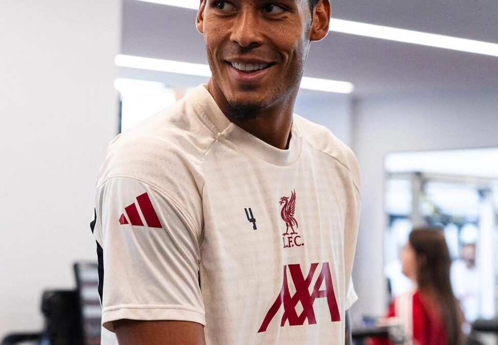 Van Dijk Backs Teen Sensation Rio Ngumoha for Bright Liverpool Future
